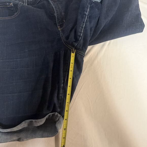 Levi’s Blue Dark Wash Cotton Blend Classic Denim Bermuda Womens Shorts Size 18W - Picture 13 of 14